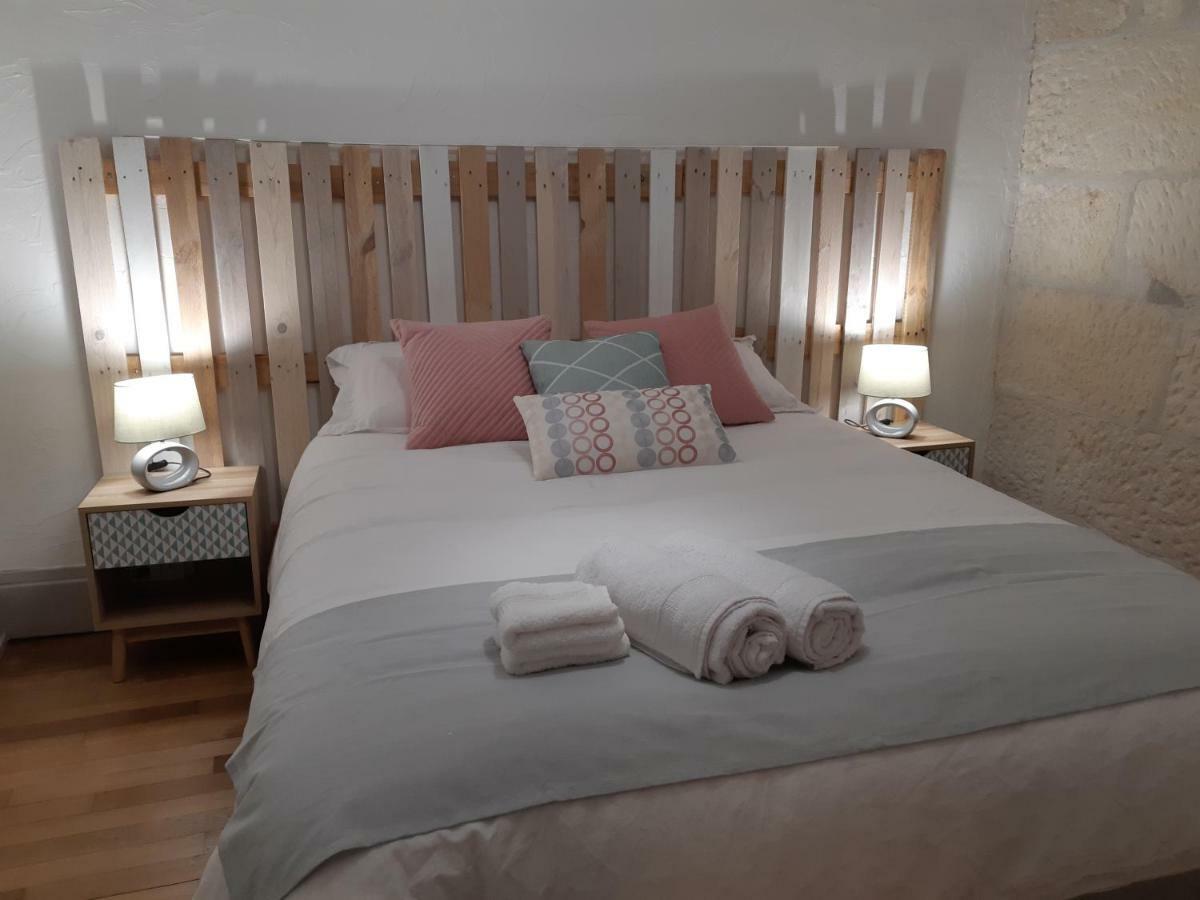 Le Vaillant, Appartement T2, Proche Gare, Hyper-Centre Et Marais, 1 A 2 Personnes, Wifi Bourges Exterior foto